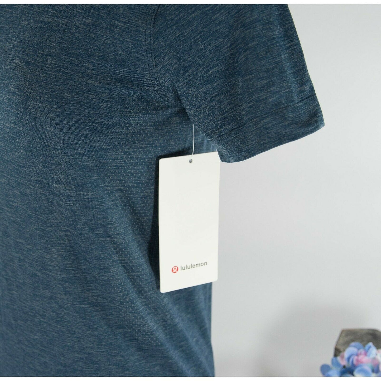 Lululemon Blue Swiftly Relaxed Athletica Knit Short Sleeve T-Shirt Top Sz 4 NWT