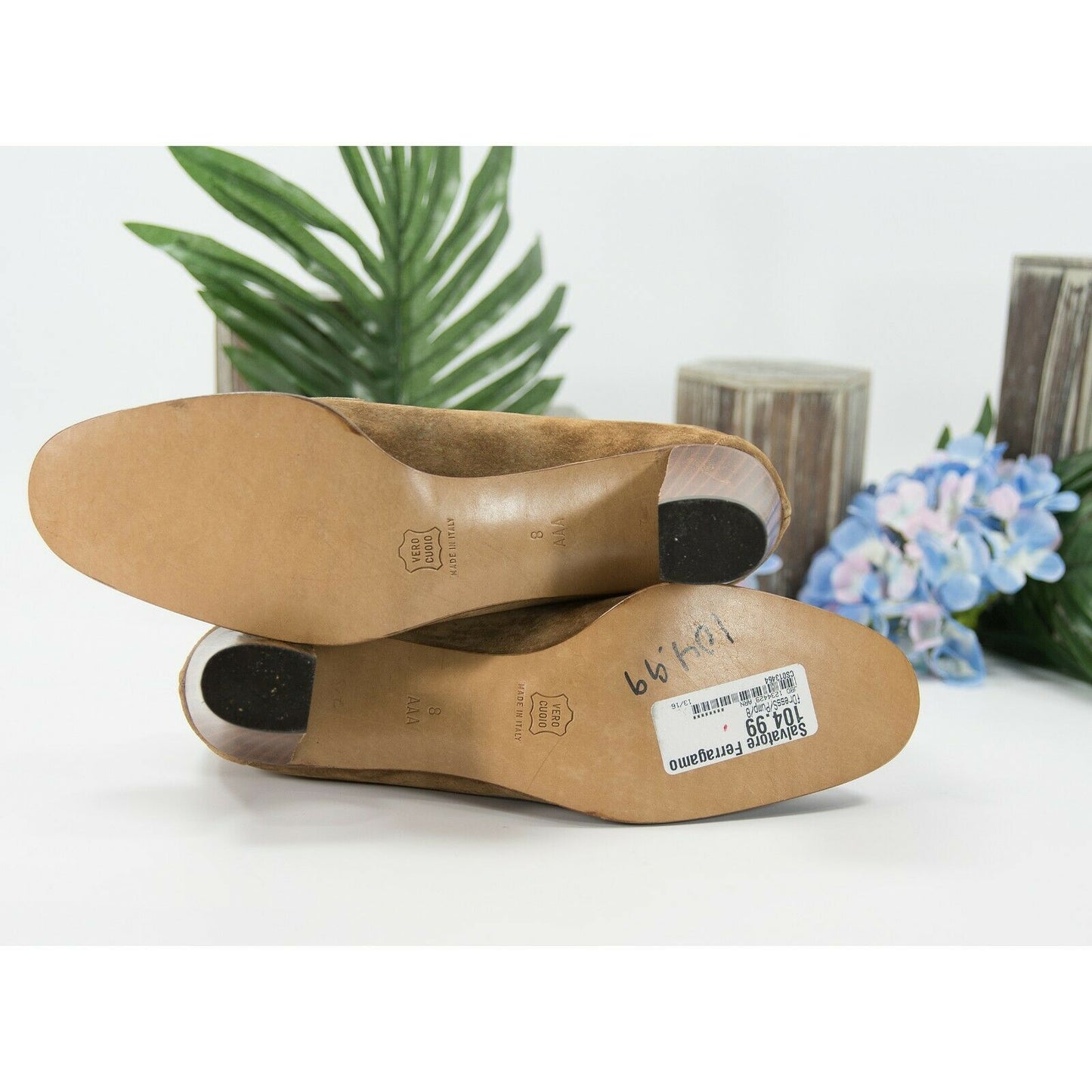 Salvatore Ferragamo LU4672367 Beige Suede Penny Loafer Shoes Heels 8 X Narrow