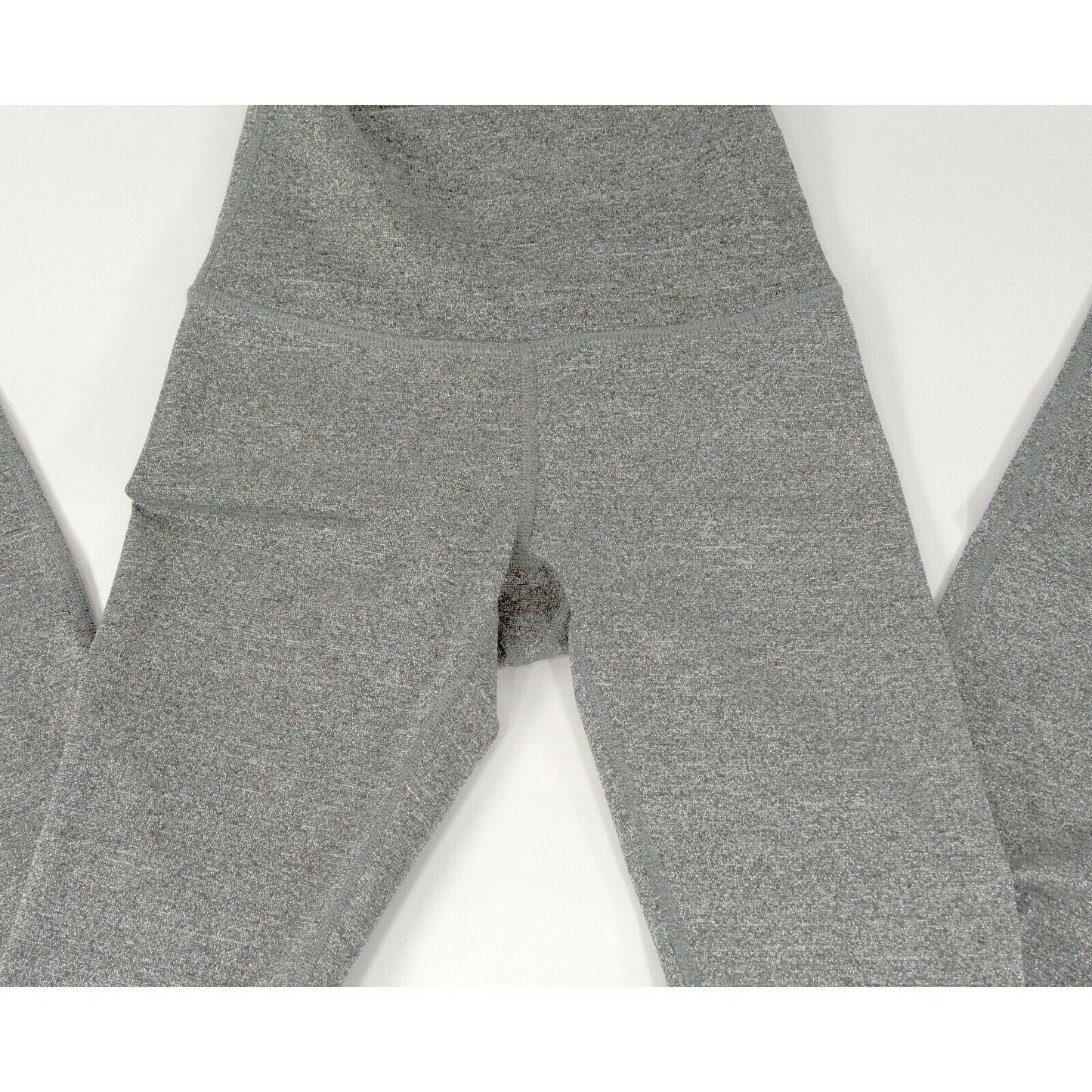 Lululemon Silver Shimmer Wunder Under tight leggings NWOT Size 2 C2