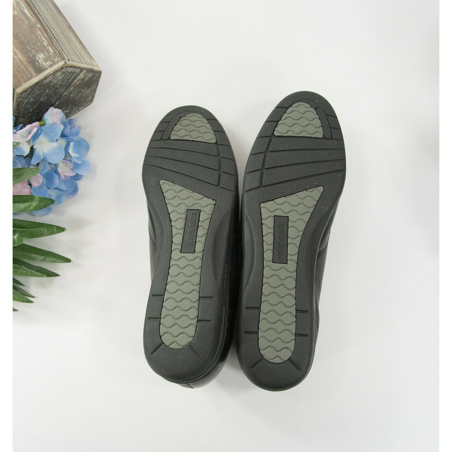 Easy Spirit Black Leather Comfort Sneakers 8 Extra Narrow