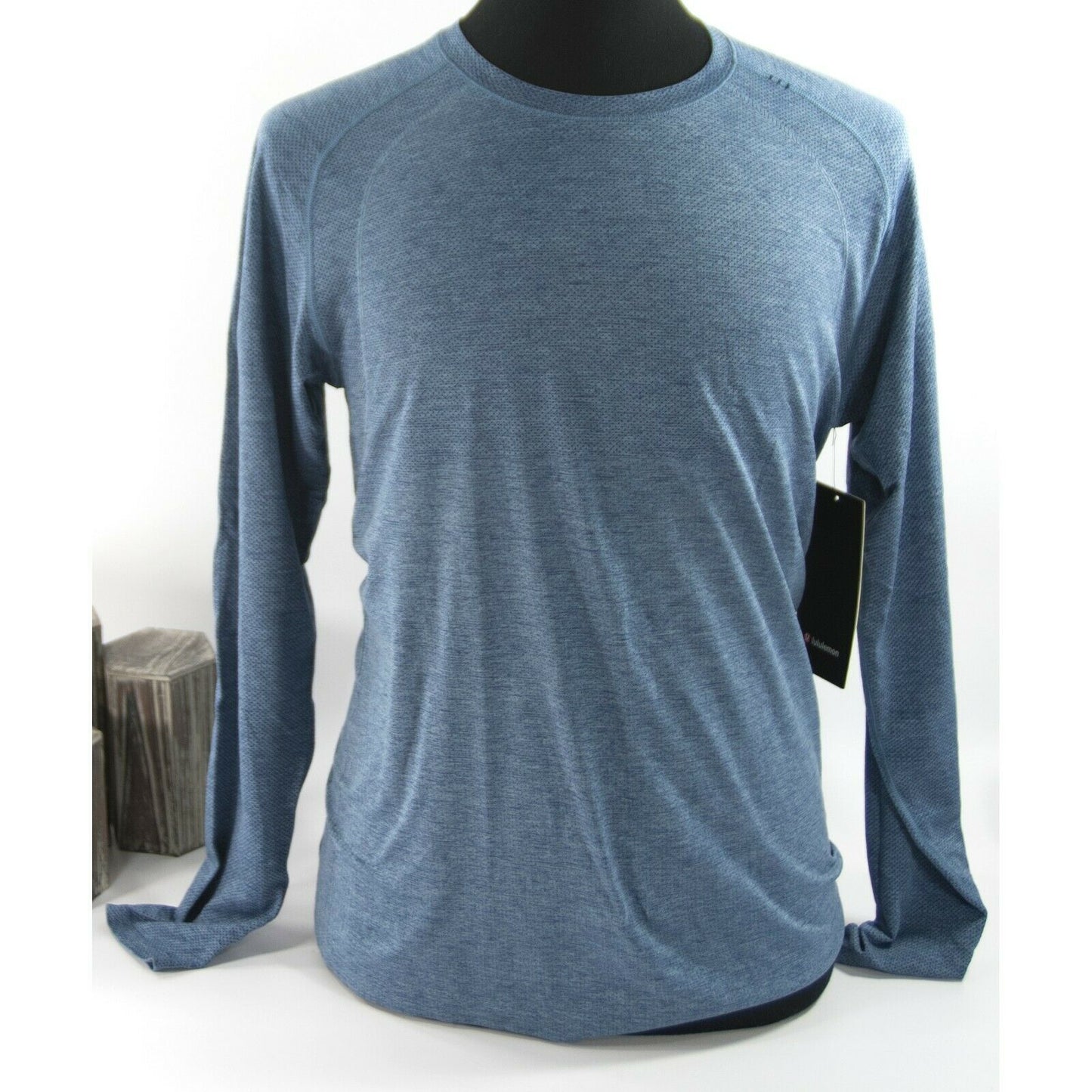 Lululemon Mens Blue Metal Vent Tech Long Sleeve Fitted T-shirt M NWT