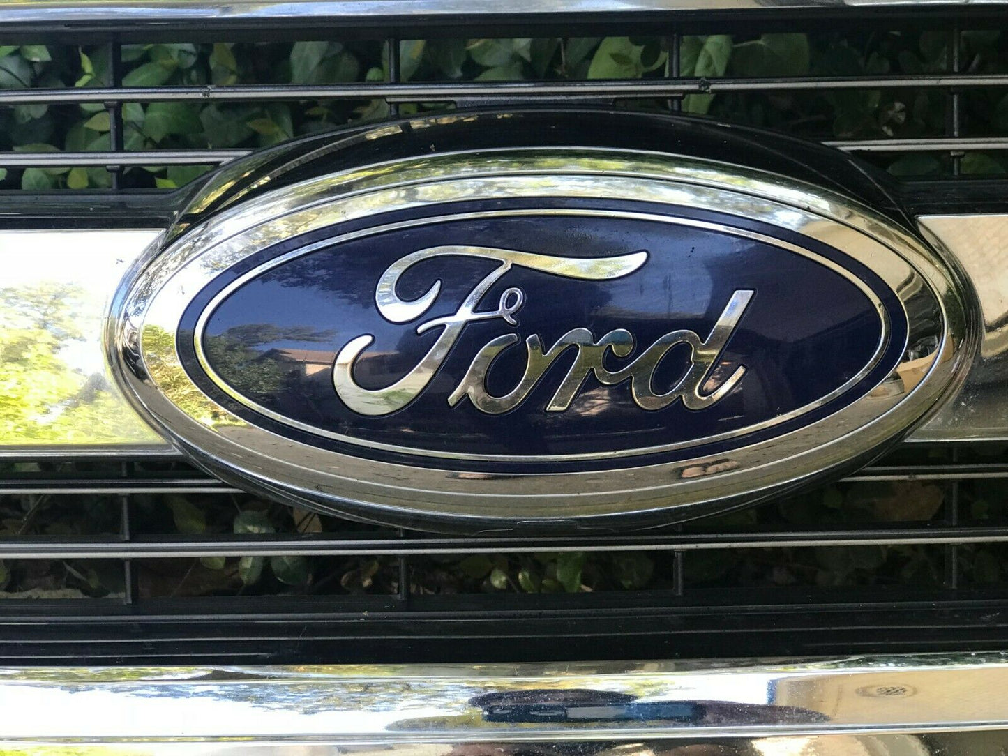 OEM FORD F150 F-150 TRIPLE CHROME Grille from 2017 King Ranch