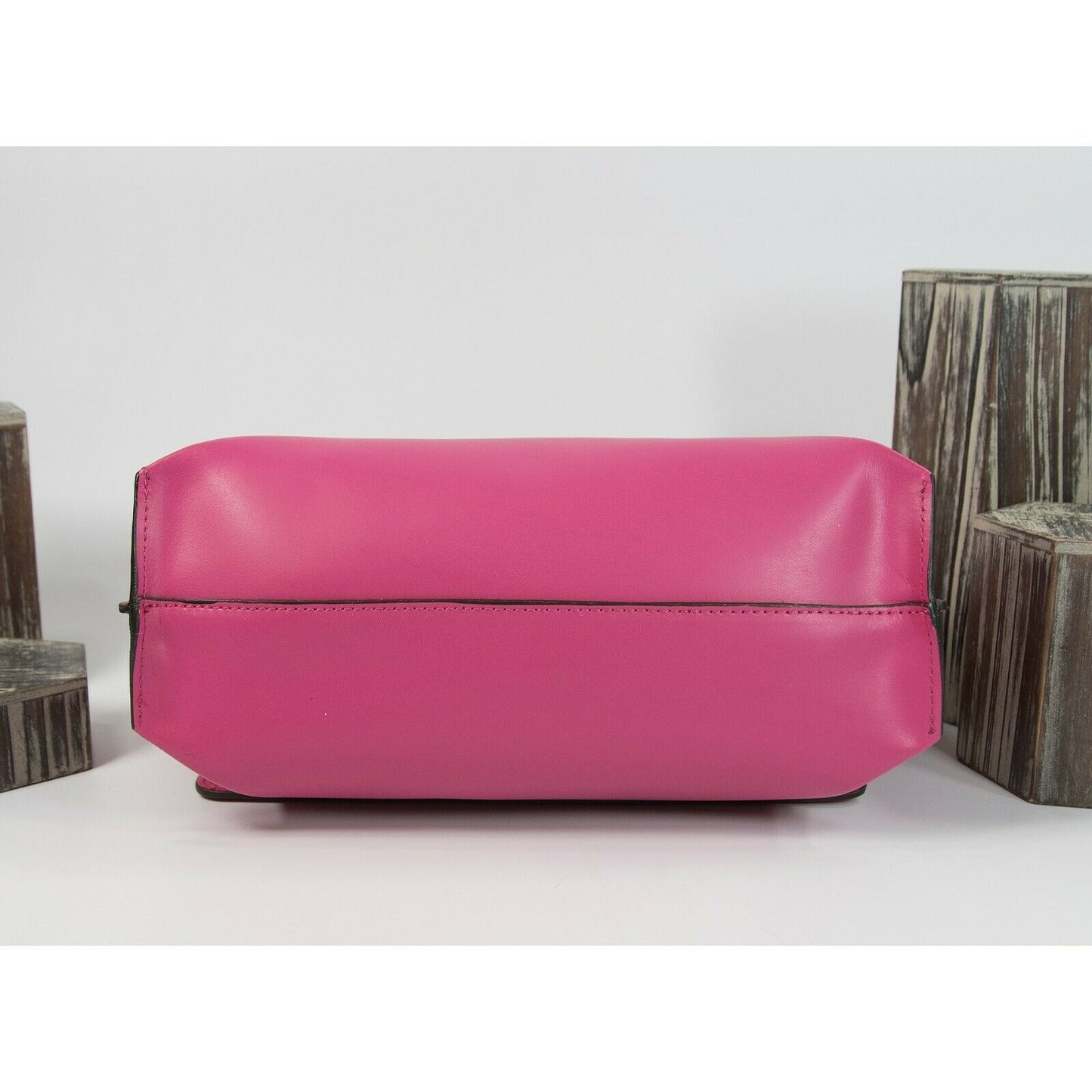Gattinoni Vintage Hot Pink Italian Leather Flap Shoulder Crossbody Bag EUC