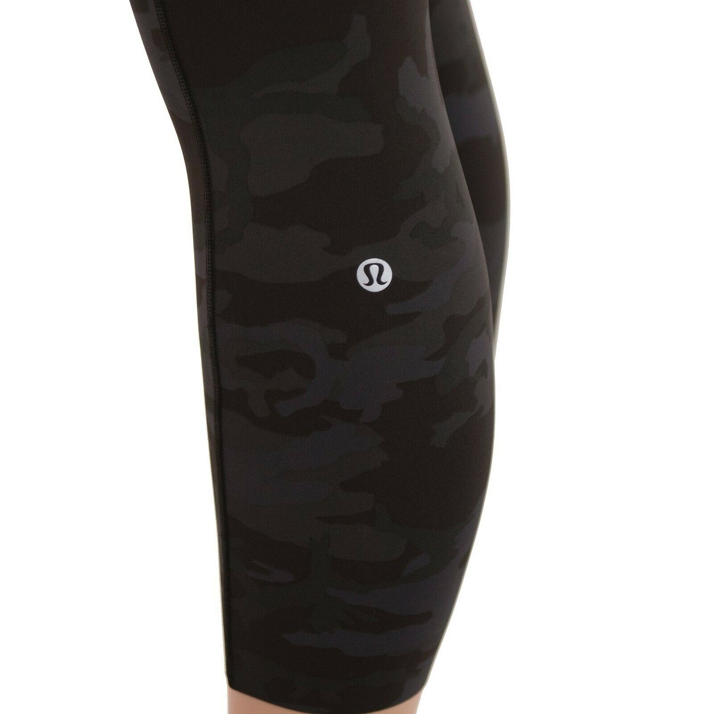 Lululemon Black Camo Fast Free HR Crop 23" Tight Fitted Leggings NWT Size 2