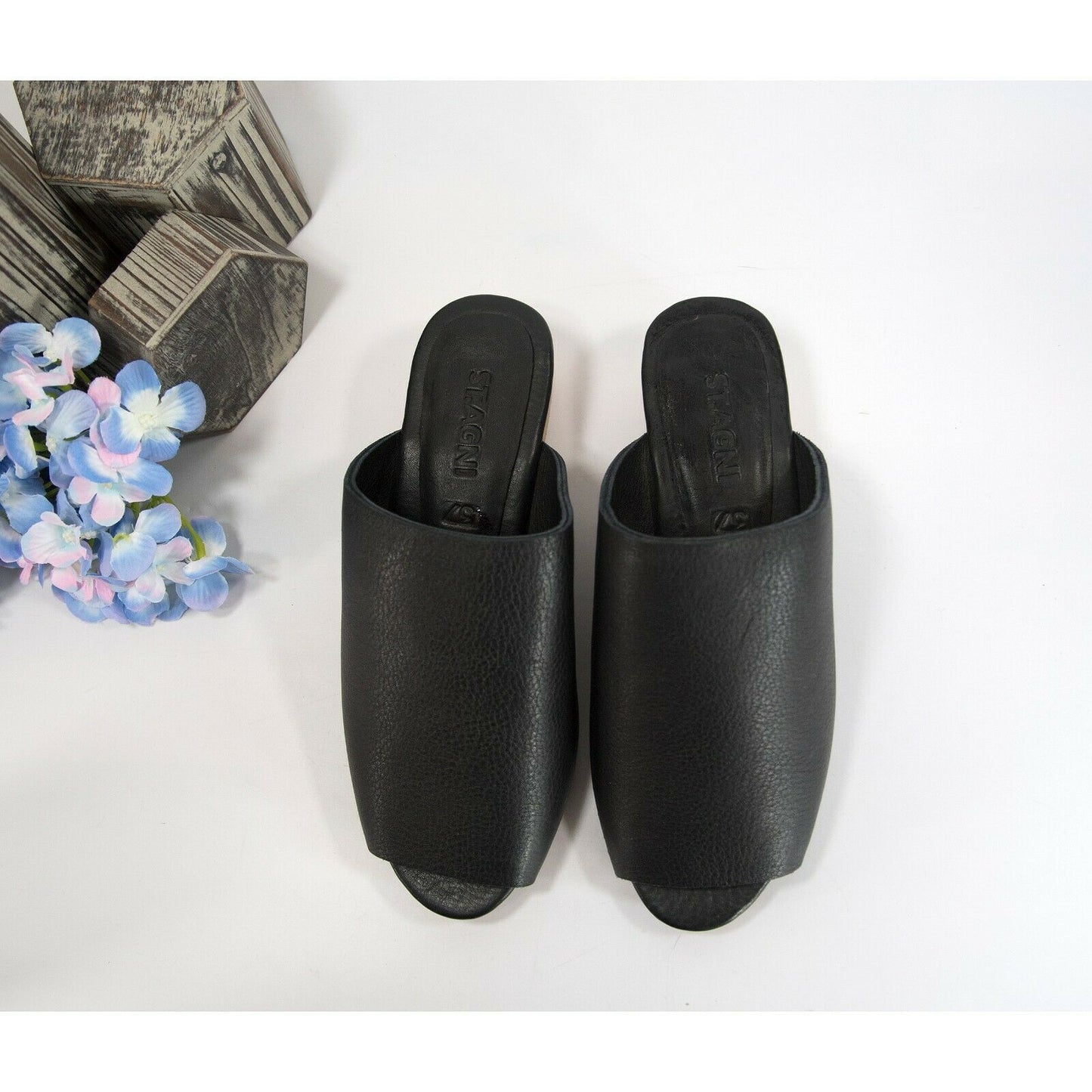 St Agni Black Leather Slide Mules Size 37 EUC