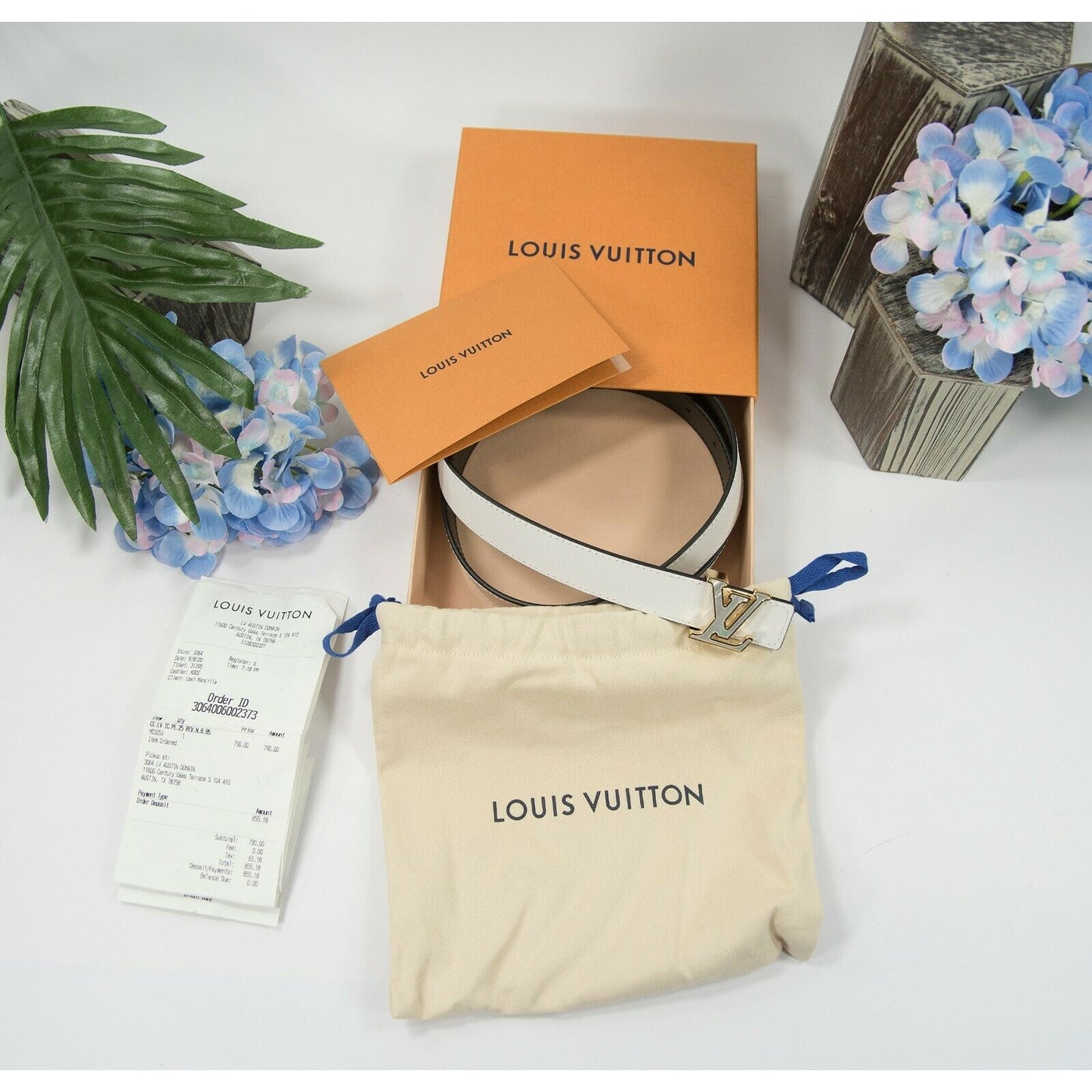 Initiales leather belt Louis Vuitton White size 85 cm in Leather