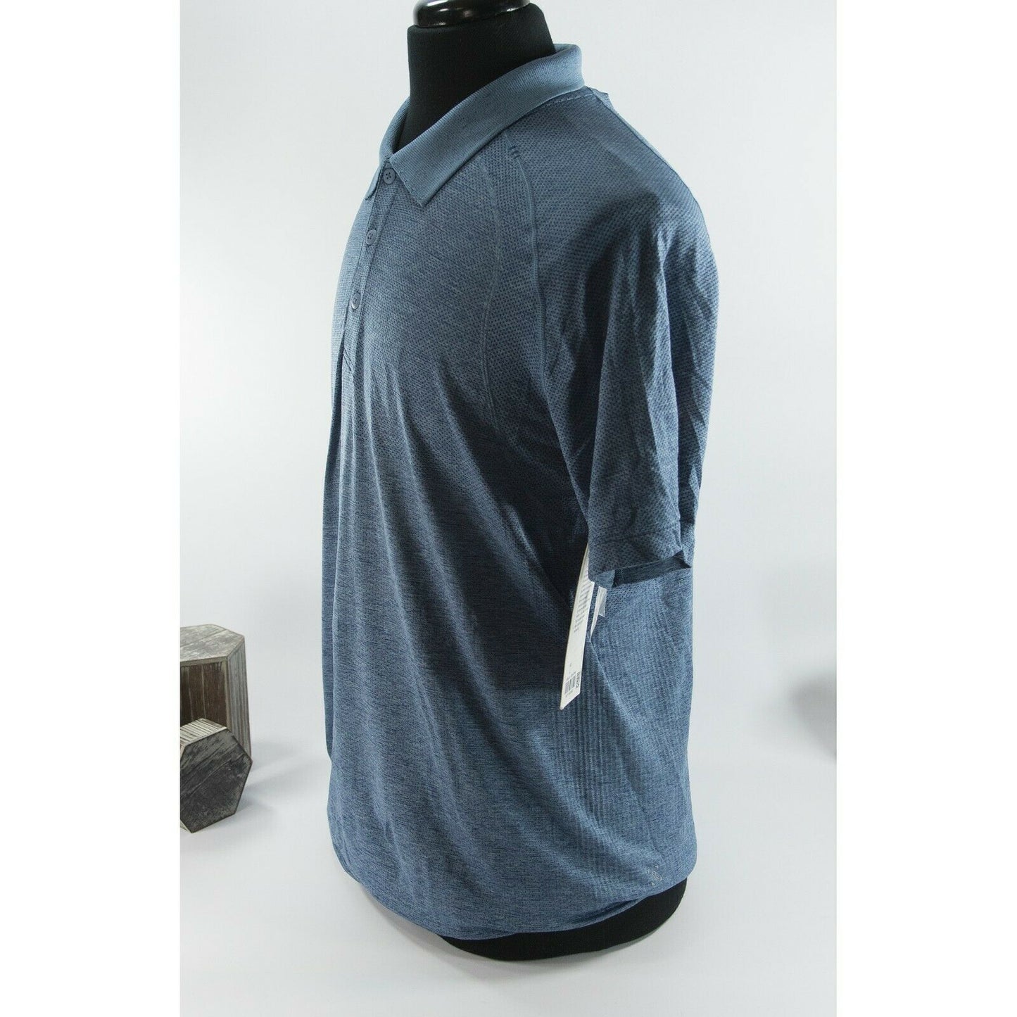 Lululemon Mens Blue Metal Vent Tech Short Sleeve Polo Shirt L NWT