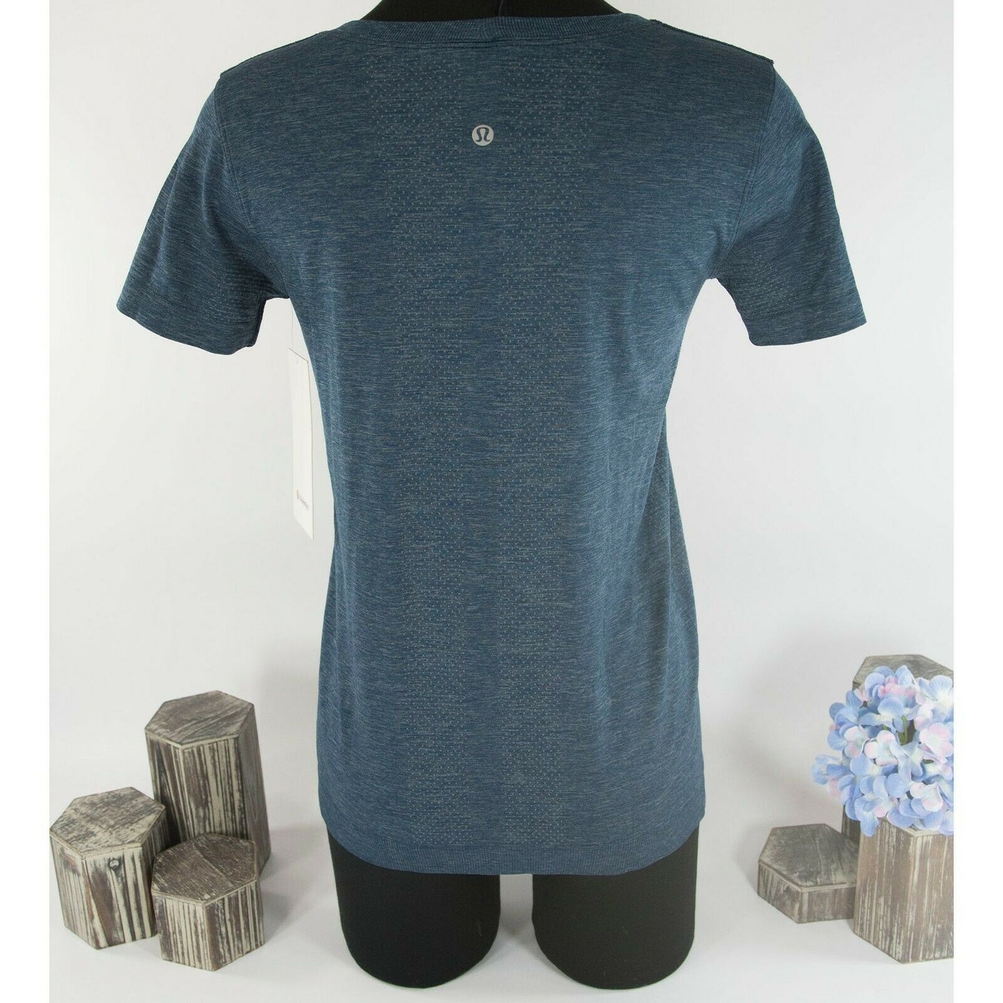 Lululemon Blue Swiftly Relaxed Athletica Knit Short Sleeve T-Shirt Top Sz 4 NWT