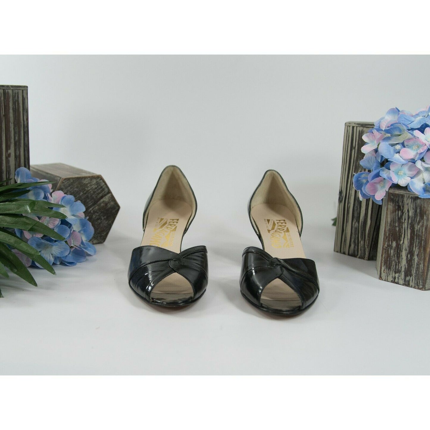 Salvatore Ferragamo Black Leather D'Orsay Shoes Heels 8 Narrow New No Box