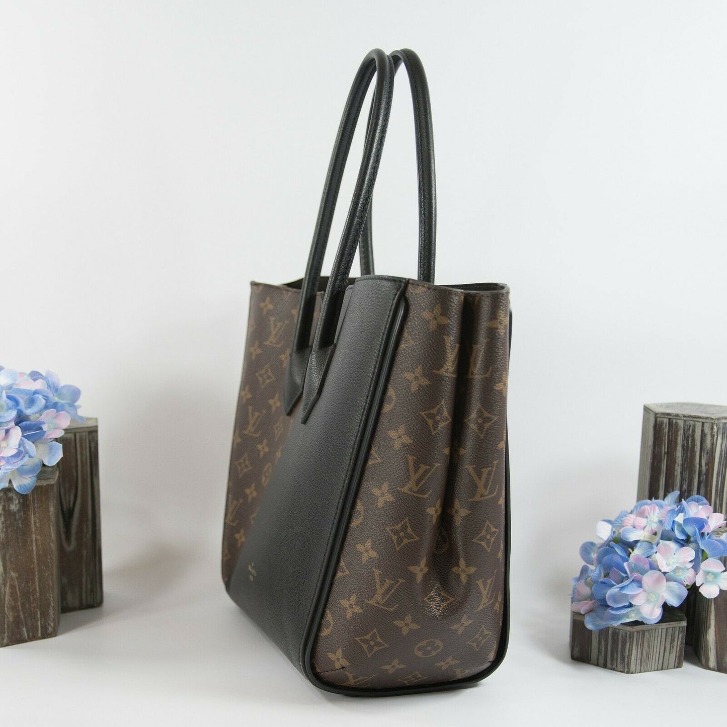 Louis Vuitton Brown Monogram Black Leather Kimono MM Tote Bag DU4155 EUC